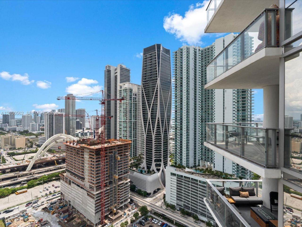 851 NE 1st Ave , Unit 3000, Miami, FL 33132 Photo