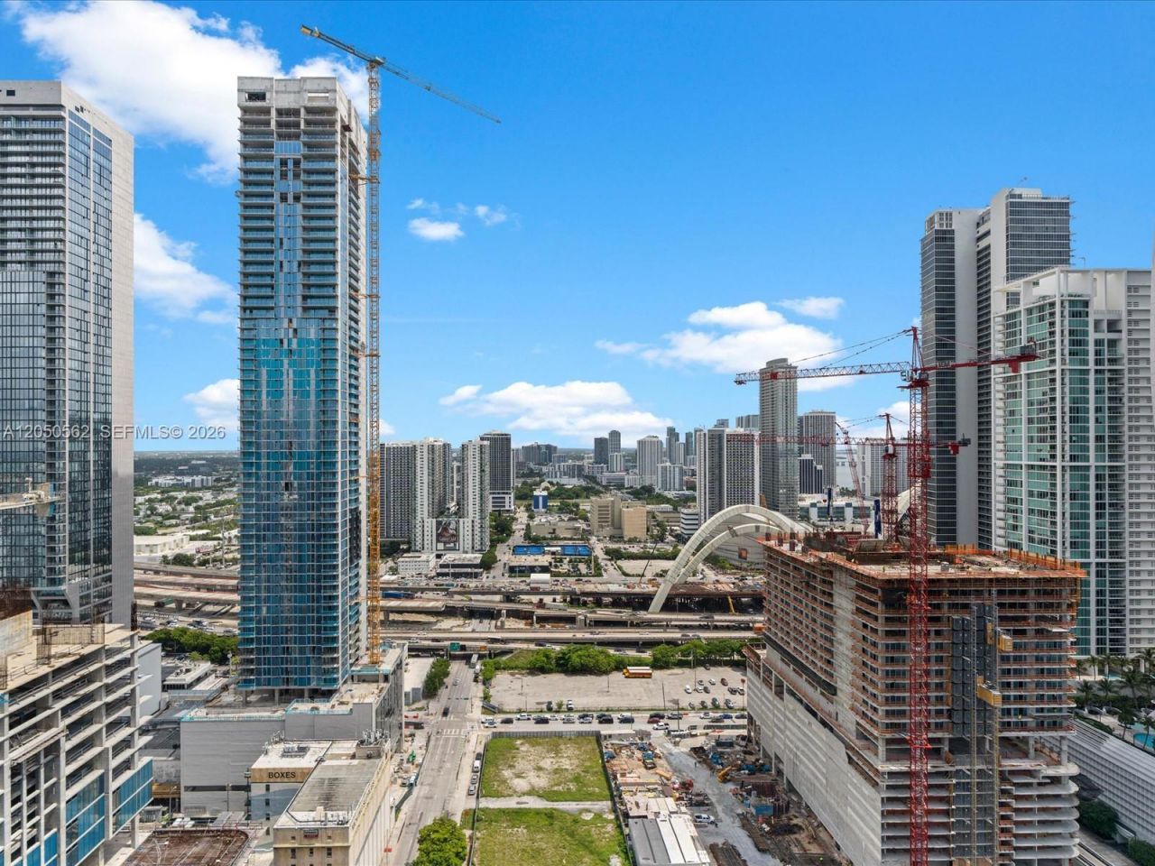 851 NE 1st Ave , Unit 3000, Miami, FL 33132 Photo
