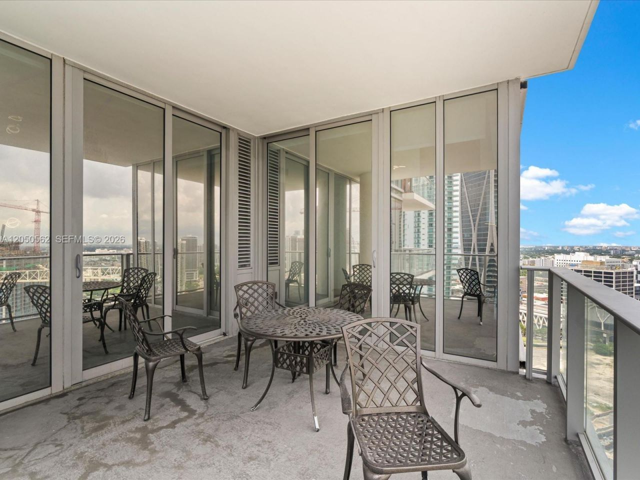 851 NE 1st Ave , Unit 3000, Miami, FL 33132 Photo