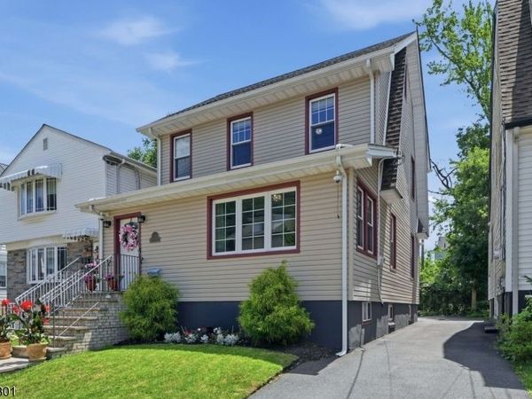 56 Essex Ave, Maplewood, NJ 07040