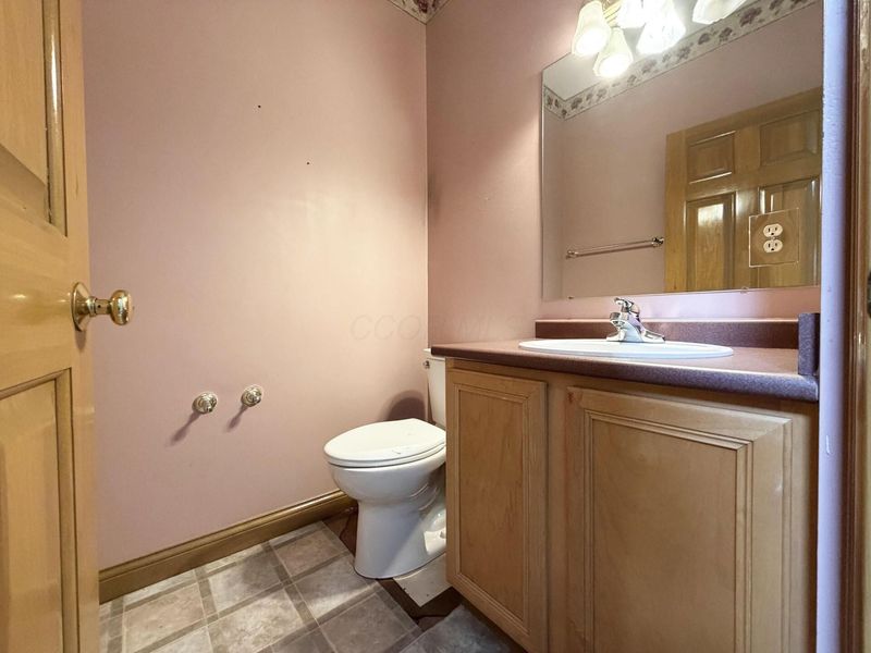 198 Oakwood Court, Westerville, OH 43081 Photo 11