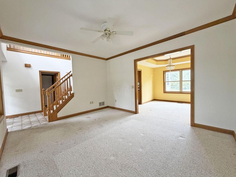 198 Oakwood Court, Westerville, OH 43081 Photo 3