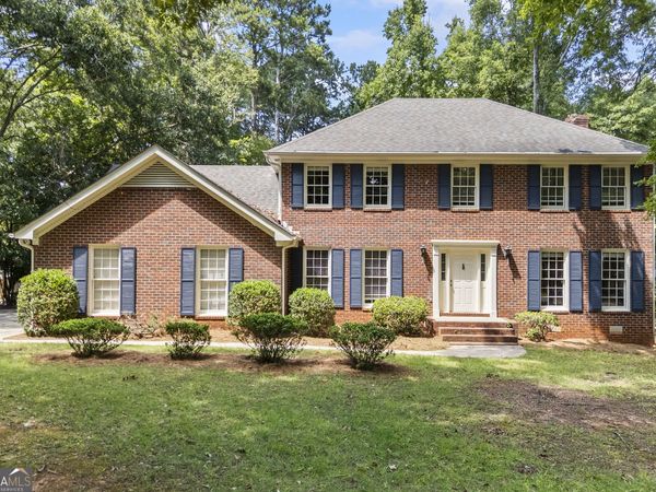 201 Chesterfield Road, Bogart, GA 30622