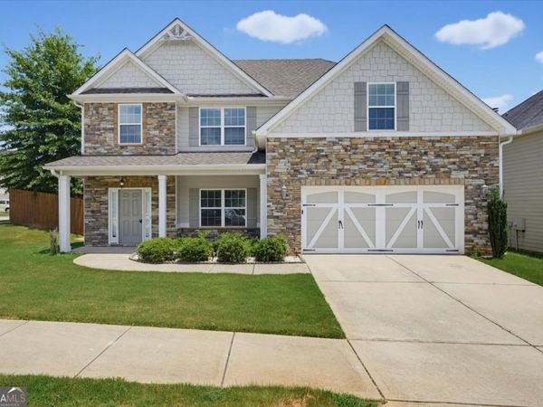 15 Hughston Walk, Newnan, GA 30263