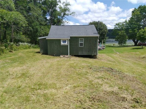 10303 Colorado Avenue , Wolcott, NY 14590