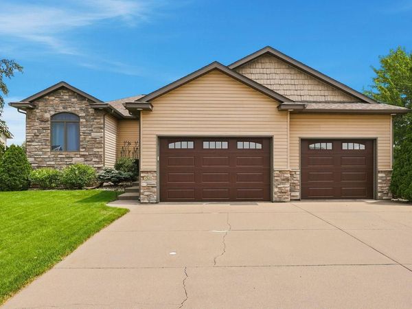 1520 Pine Siskin, Sartell, MN 56377