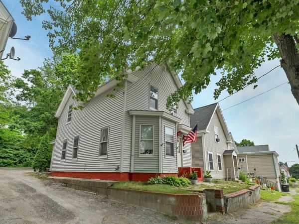 102 Franklin Street, Franklin, NH 03235