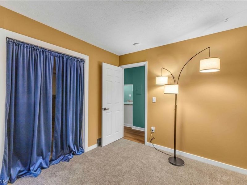 8455 N Akins Road, Unit E-8, North Royalton, OH 44133 Photo 15