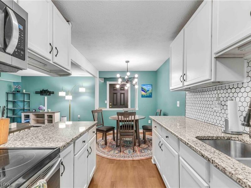 8455 N Akins Road, Unit E-8, North Royalton, OH 44133 Photo 7