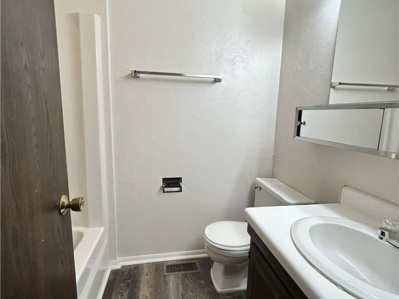 125 Orchard Drive, Unit #A, Saint Clairsville, OH 43950 Photo 7