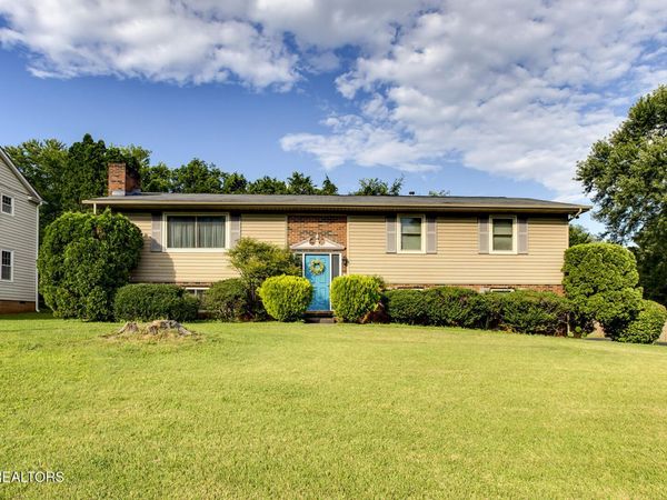 608 Fernwood Rd, Knoxville, TN 37923