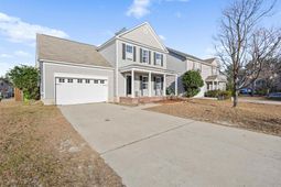 492 Denman Loop  photo 4