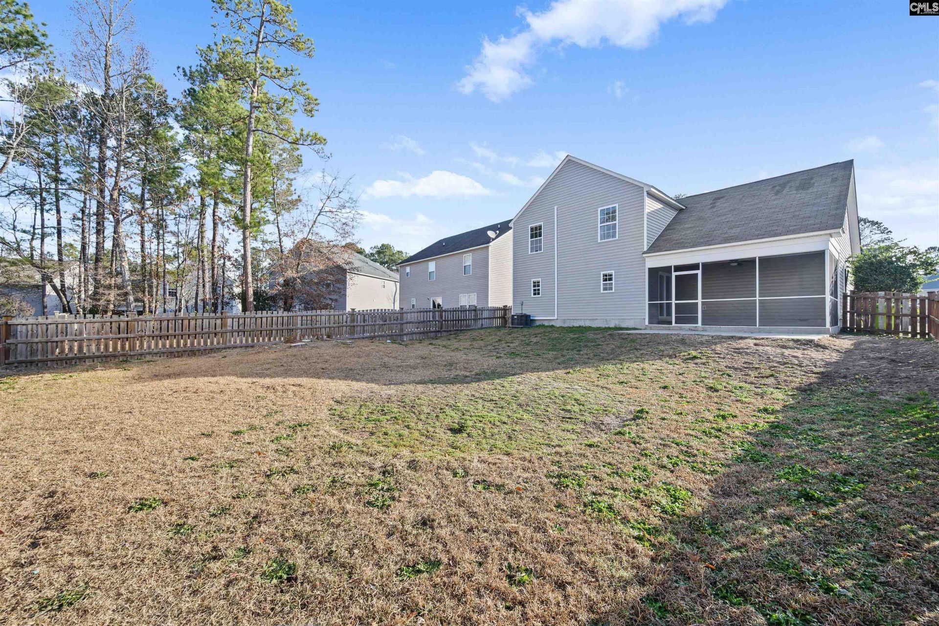 492 Denman Loop  Photo 31