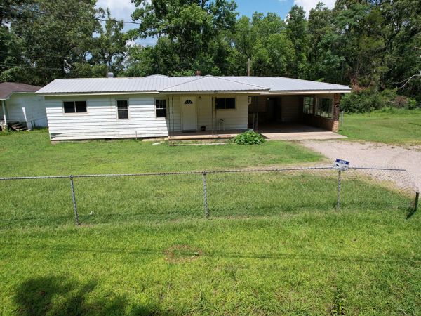 51 Business 7 N, Abbeville, MS 38601