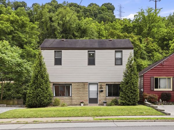 983 Becks Run Road, Unit 810, Pittsburgh, PA 15210
