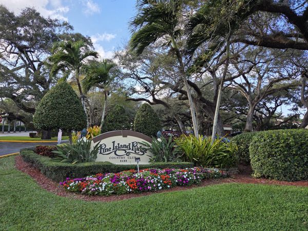 9441 Evergreen Place, Unit 105, Davie, FL 33324