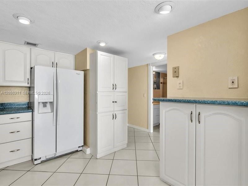 9273 Collins Ave , Unit 1010, Surfside, FL 33154 Photo