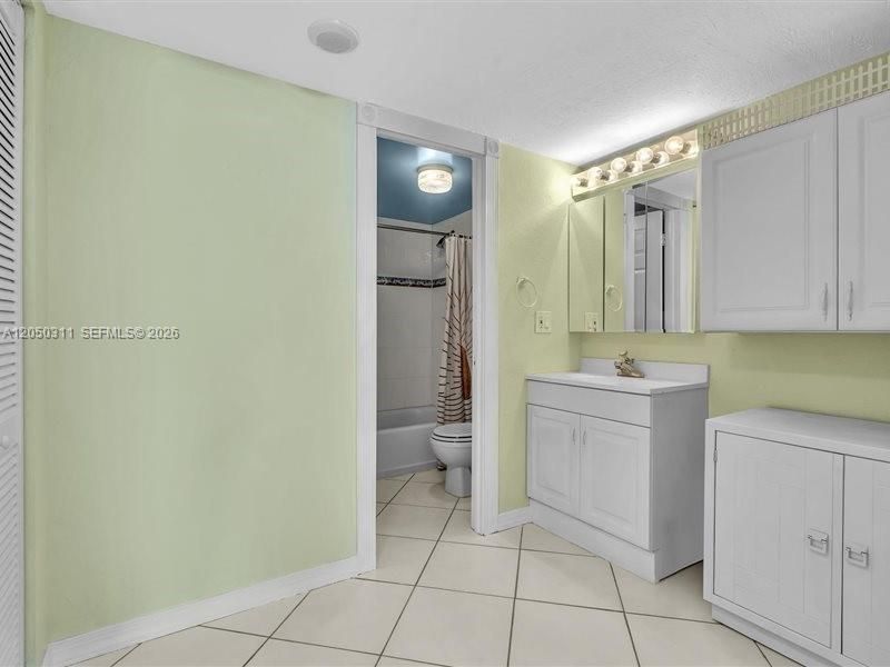 9273 Collins Ave , Unit 1010, Surfside, FL 33154 Photo