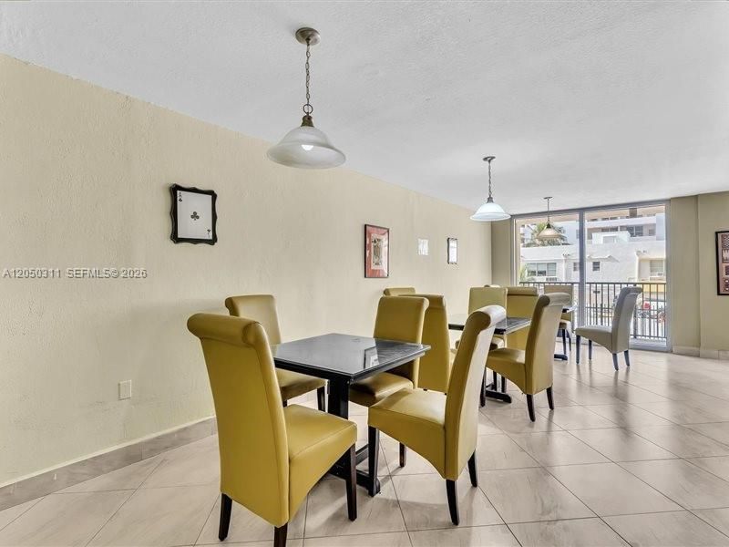 9273 Collins Ave , Unit 1010, Surfside, FL 33154 Photo