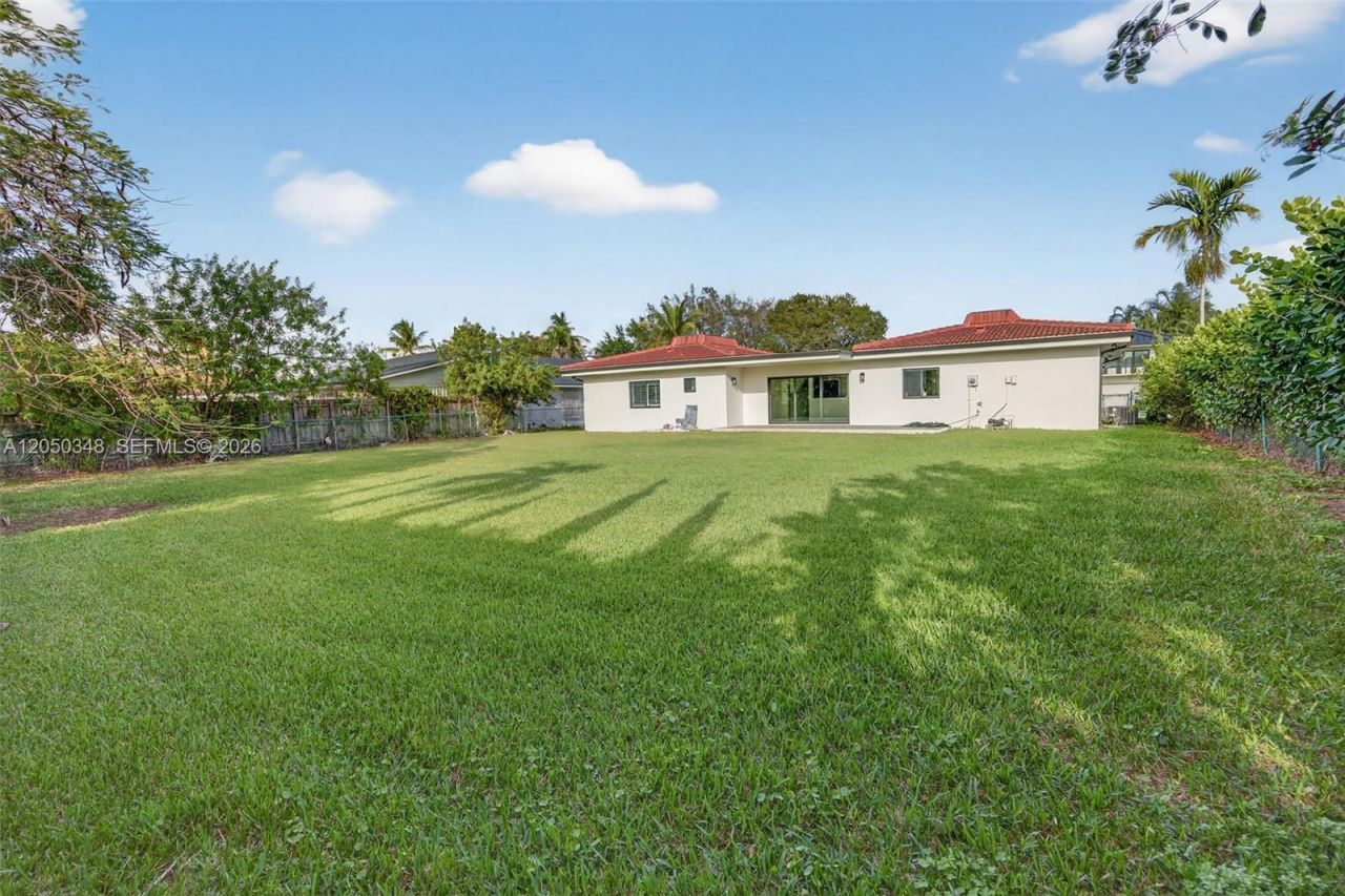 8024 SW 91st Ave, Miami, FL 33173 Photo