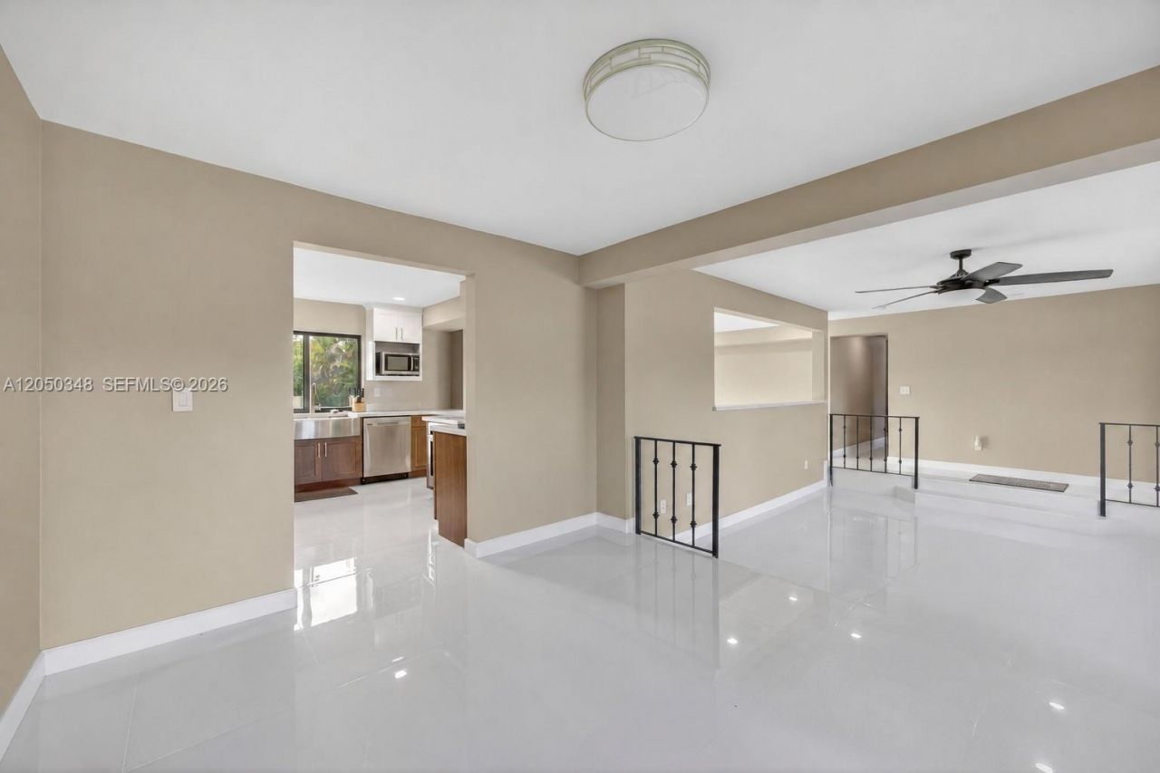 8024 SW 91st Ave, Miami, FL 33173 Photo