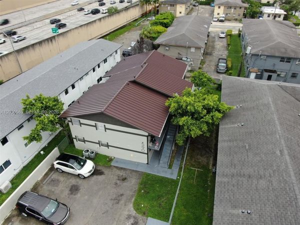 590 NW 65th St , Unit 3, Miami, FL 33150