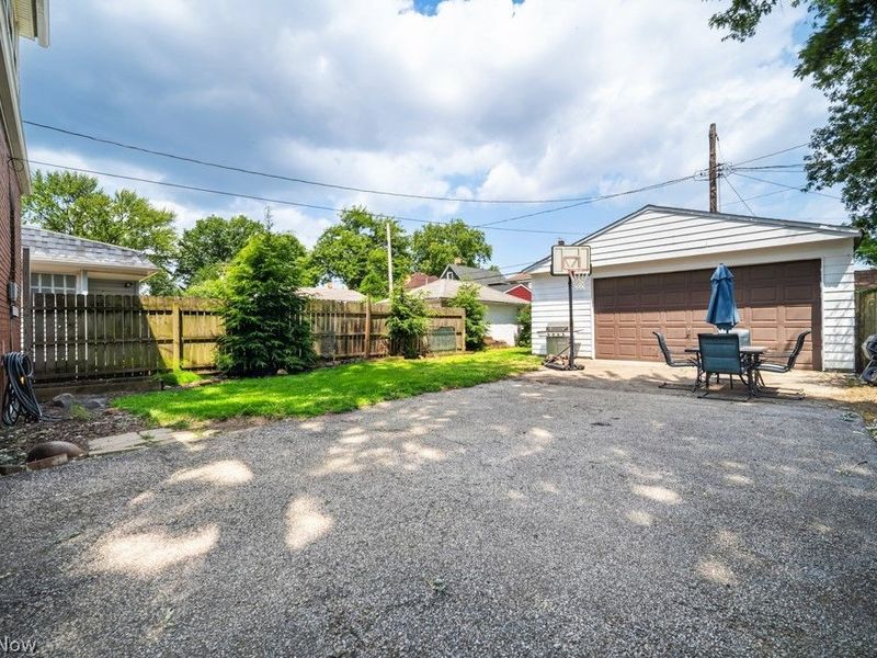 4611 Gamma Avenue, Cleveland, OH 44105 Photo 34