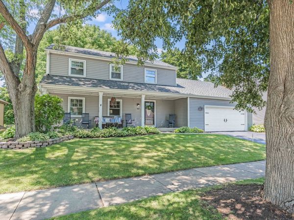 1621 Kenyon Drive , Naperville, IL 60565
