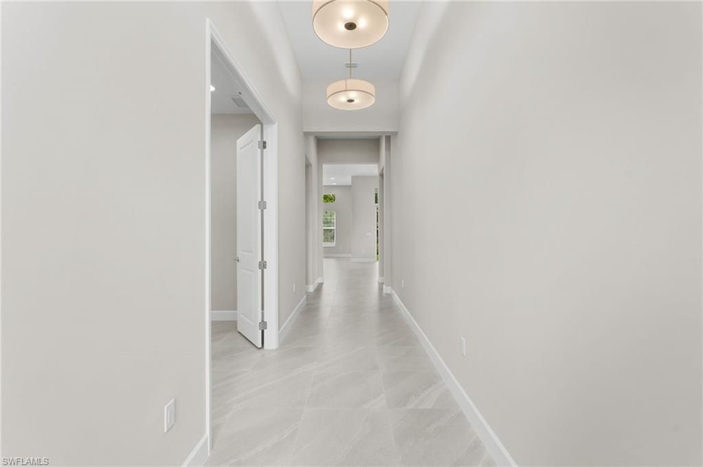 2436 Cambridge Way, Naples, FL 34112 Photo