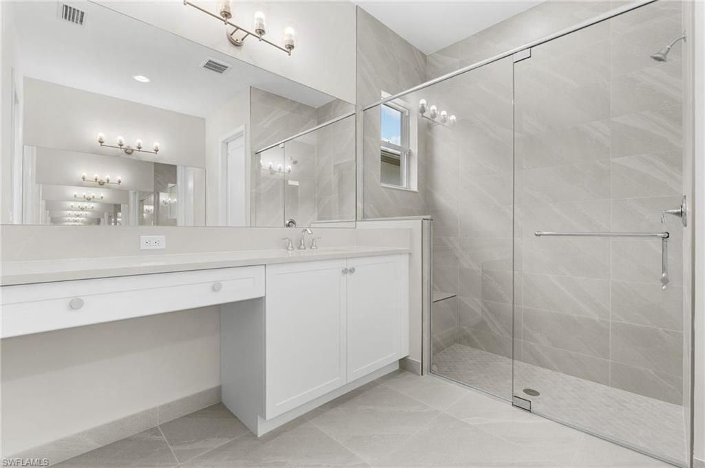 2436 Cambridge Way, Naples, FL 34112 Photo