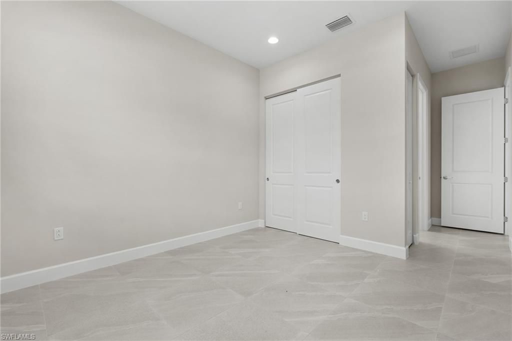 2436 Cambridge Way, Naples, FL 34112 Photo