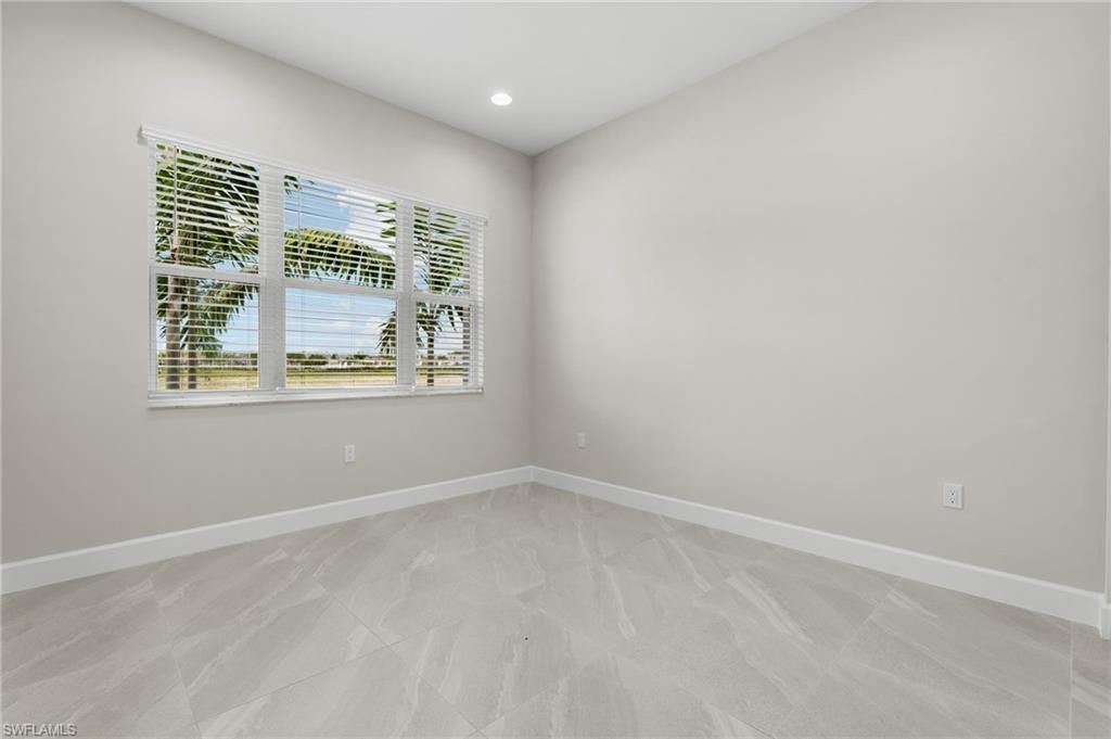 2436 Cambridge Way, Naples, FL 34112 Photo