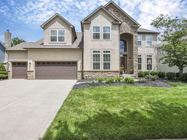 3334 Winding Woods Drive , Powell, OH 43065
