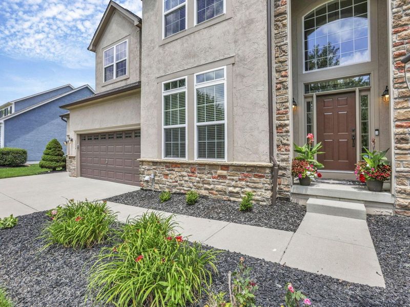 3334 Winding Woods Drive, Powell, OH 43065 Photo 2