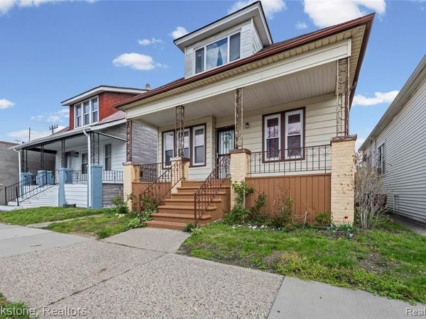 12140 Mitchell Street, Hamtramck, MI 48212