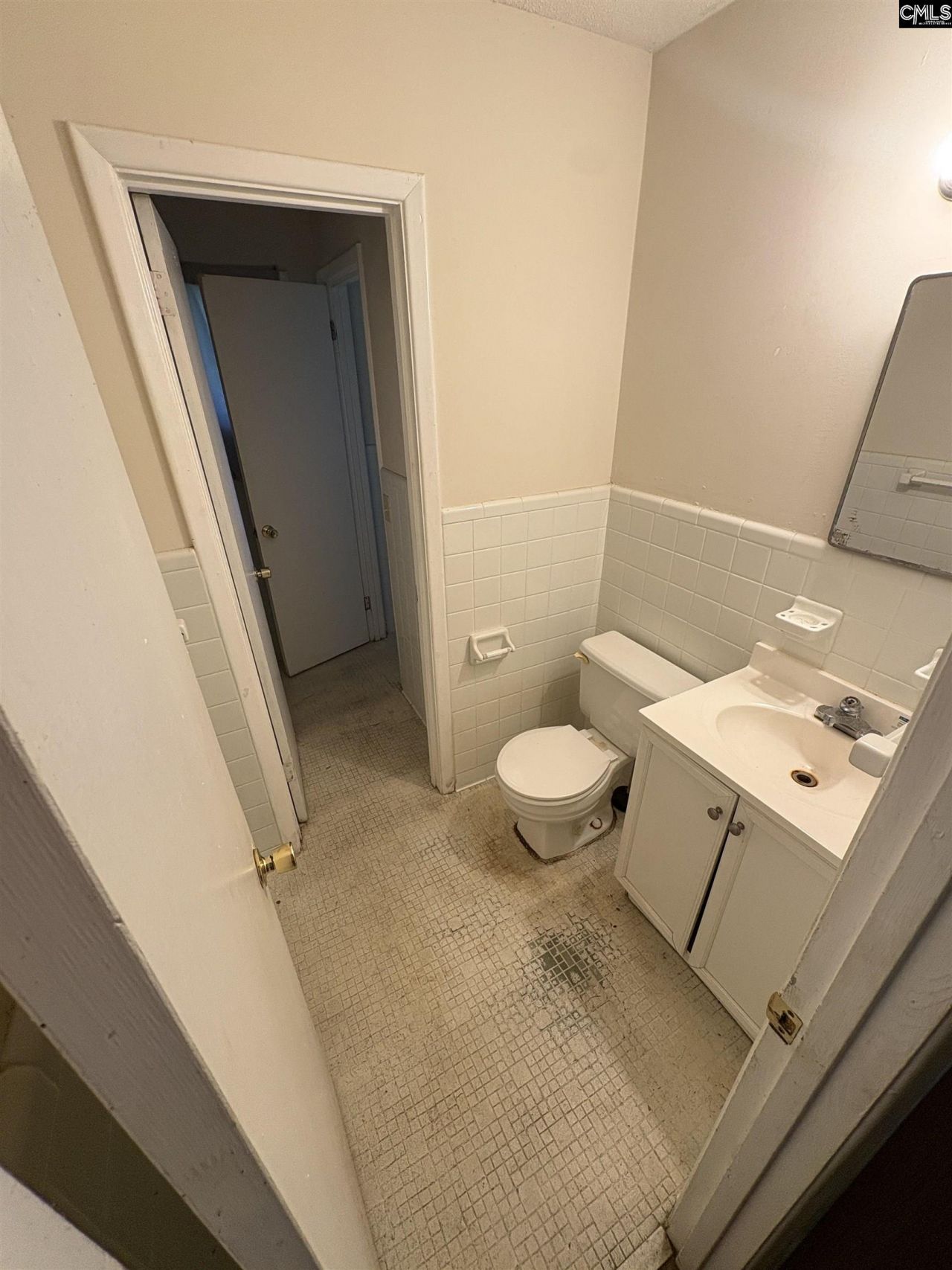 1802 Ardmore Road  Photo 8