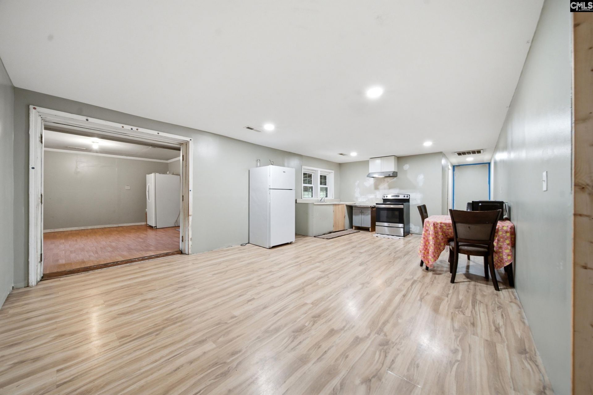 805 Murray Street Photo 10