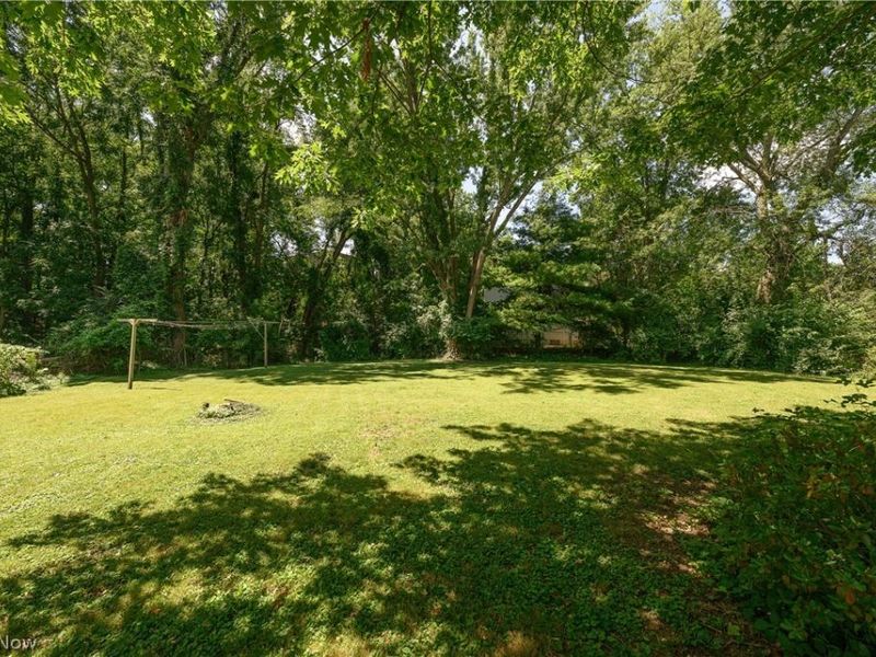 1718 Ferndale Road NW, Canton, OH 44709 Photo 28
