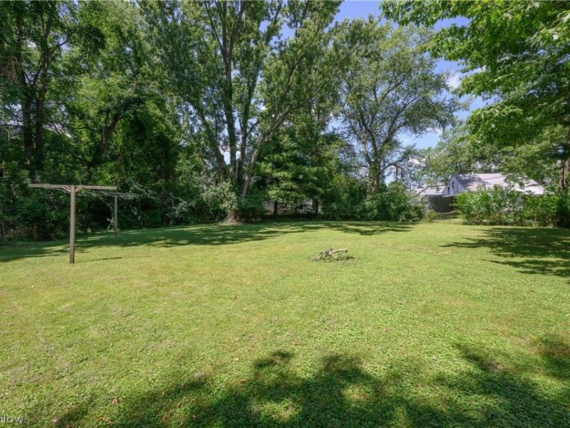 1718 Ferndale Road NW, Canton, OH 44709 Photo 29