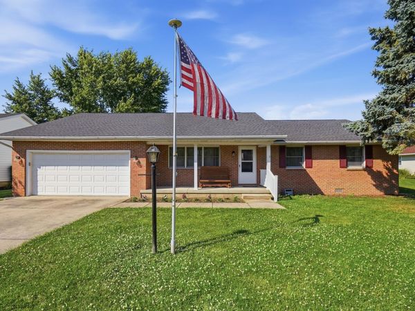 401 Kimberly Drive , Washington Court House, OH 43160