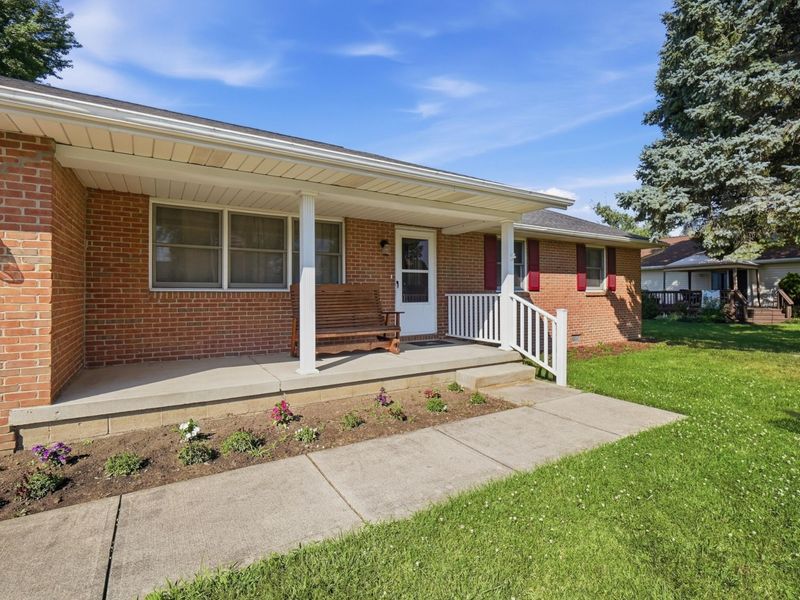 401 Kimberly Drive, Washington Court House, OH 43160 Photo 4