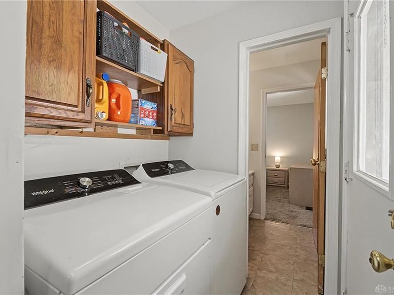 7481 Mohawk Trail Road, Miami Township, OH 45459 Photo 17