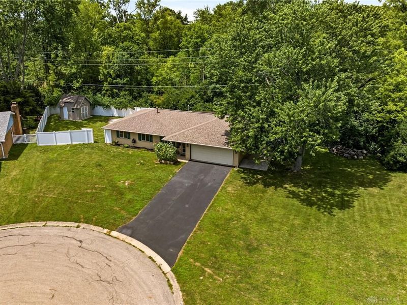 7481 Mohawk Trail Road, Miami Township, OH 45459 Photo 2