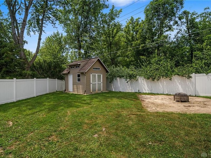 7481 Mohawk Trail Road, Miami Township, OH 45459 Photo 32