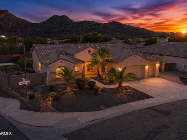 5629 W HEDGEHOG Place, Phoenix, AZ 85083