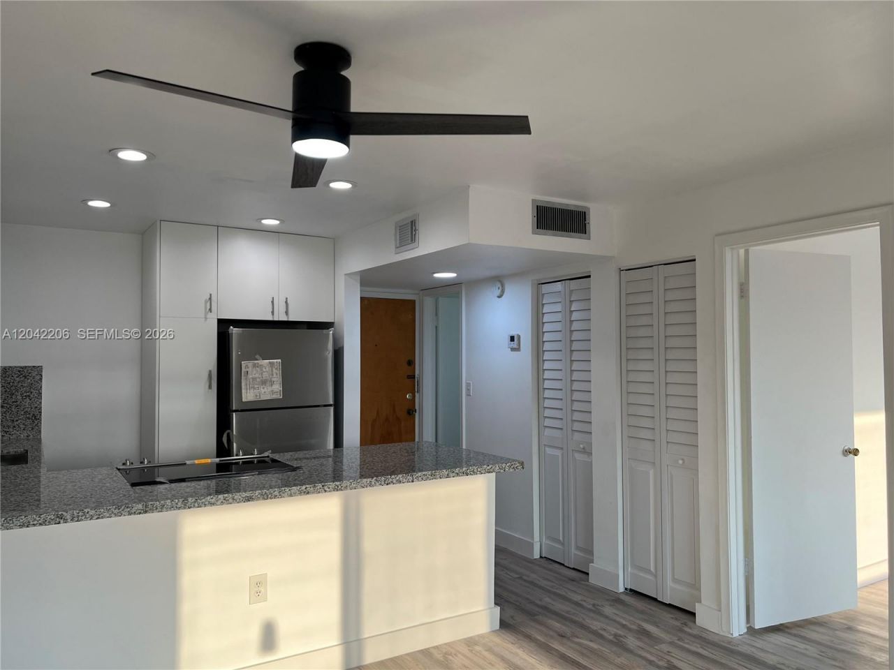 860 NE 78th St, Unit 303, Miami, FL 33138 Photo