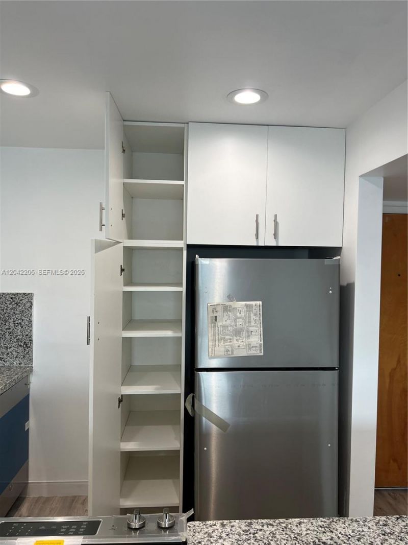 860 NE 78th St, Unit 303, Miami, FL 33138 Photo