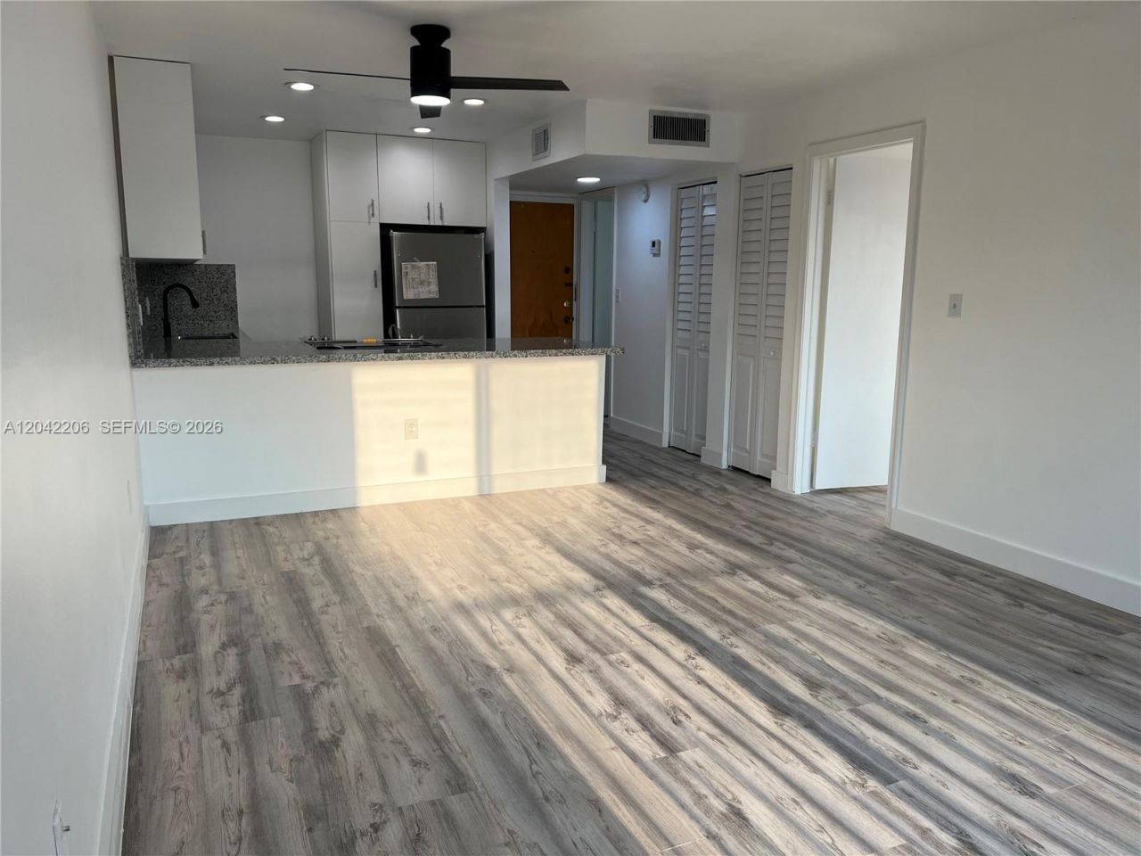 860 NE 78th St, Unit 303, Miami, FL 33138 Photo