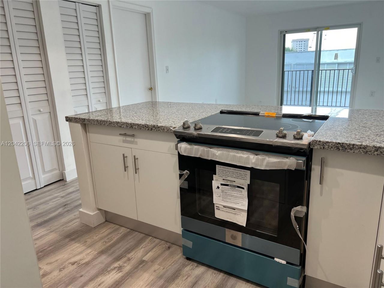 860 NE 78th St, Unit 303, Miami, FL 33138 Photo