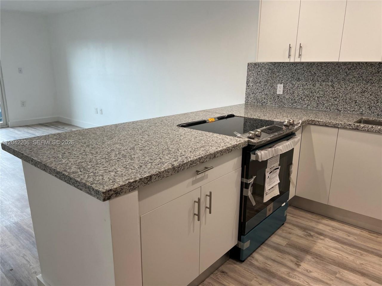 860 NE 78th St, Unit 303, Miami, FL 33138 Photo